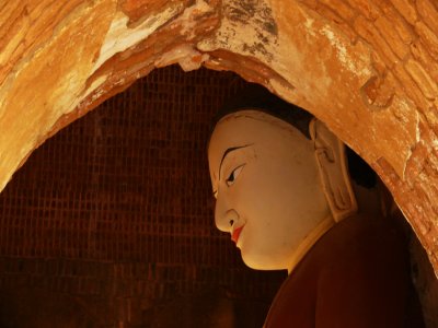 Buddha Bagan 08.jpg