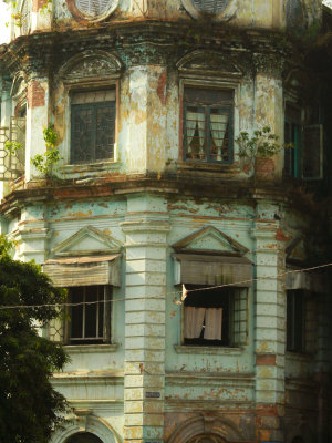 Decay Yangon.jpg