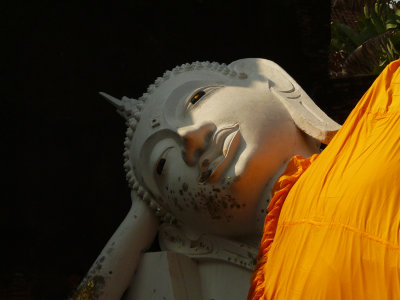 Buddha in yellow.jpg
