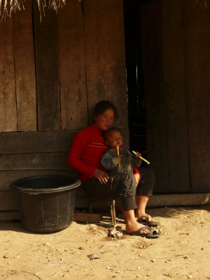White Hmong woman and child.jpg