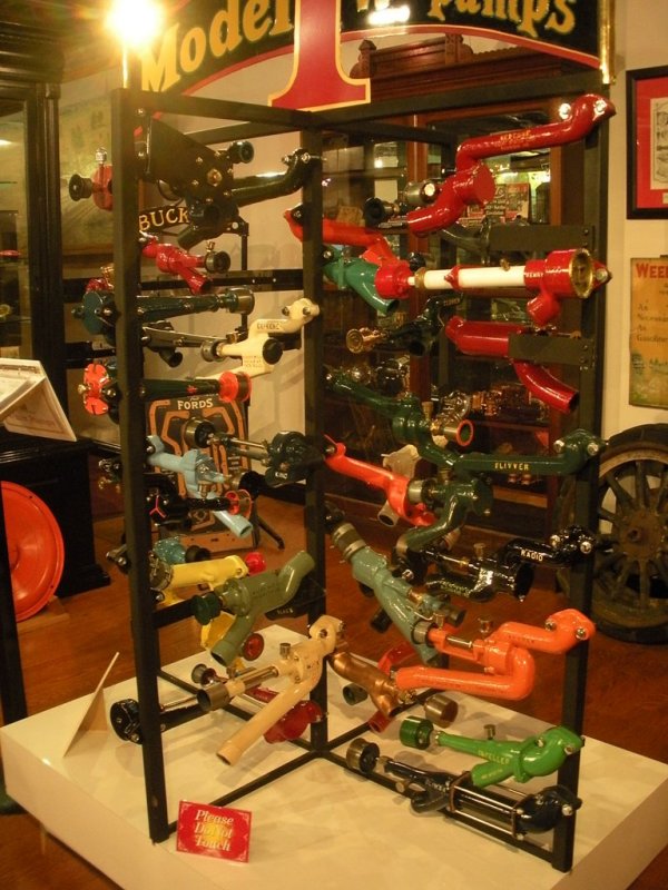 AftermktTboneWaterPumps.JPG