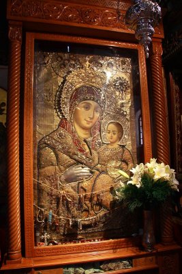 Depiction of Mary and Jesus inside the Church the Nativity