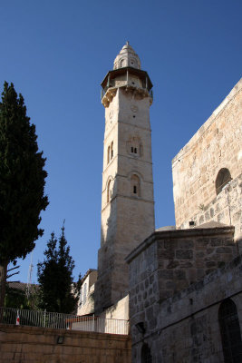 Church of the Holy Sepulchre surroundings