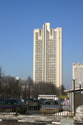 Prospekt Vernadskogo Office Towers