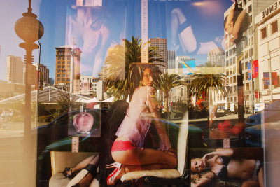 SDIM1626 union square via victoria secret windows.jpg