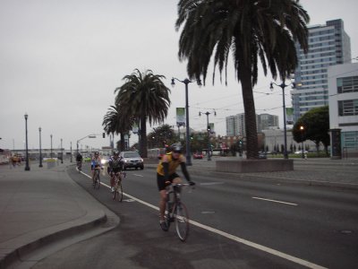 Setting out along the Embarcadero. 20080913_Waves2Wine_006.jpg