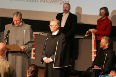 Richard Dawkins receives honorary degree at University of Antwerp