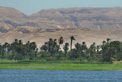 Approaching Luxor