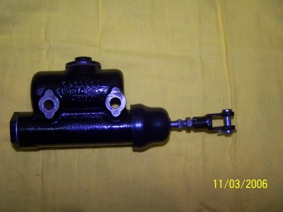 Master Cylinder rebilt 02.JPG