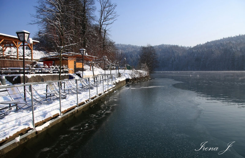 Winter on lake Zbilje (IMG_3859a copy.jpg)