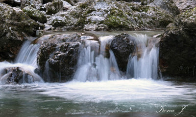 Waterfall in gorge Pekel (IMG_5597ok copy.jpg)