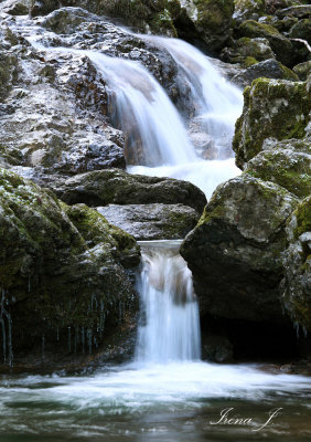 Waterfall in gorge Pekel (IMG_5602ok copy.jpg)