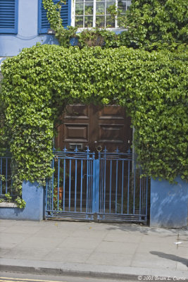 IMG_0687 House near Portobello Road.jpg