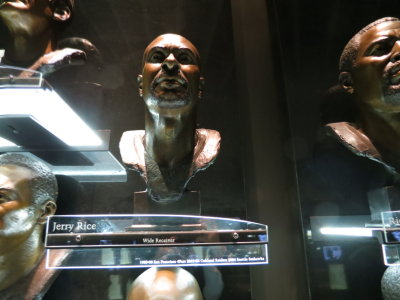 Jerry Rice bust