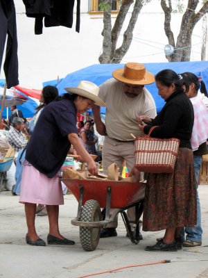 Spoon Seller, Tlaxiaco