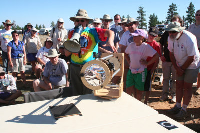 Chuck-explaining-his-solar-scope.