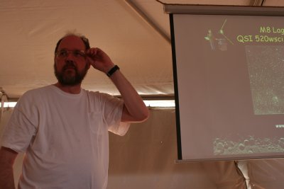 David-Haworth-giving-a-imaging-lecture.