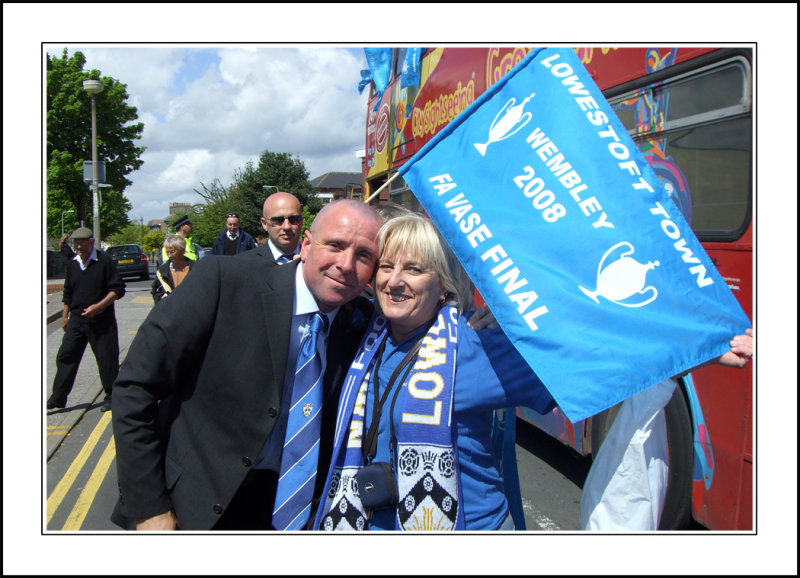 Lowestoft Town Manager Micky Chapman & Glynis ( A Trawlerboys Fan )