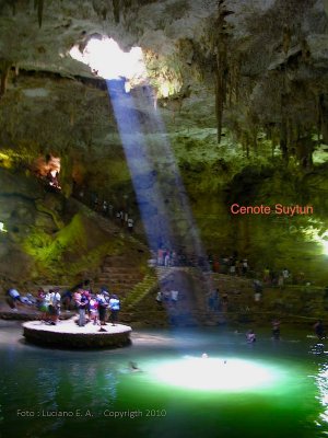 Cenote Suytun ( prximo de Chichen-Itz )