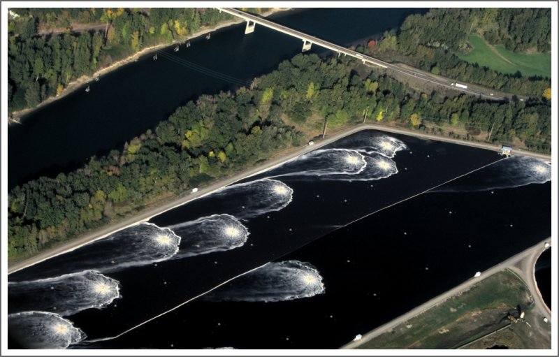 Wastewater treatment pond - patterns