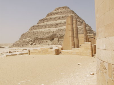Mortuary complex of Dojoser Saqqara.jpg