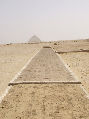 mud bricks and the Bent Pyramid of Snefru.jpg