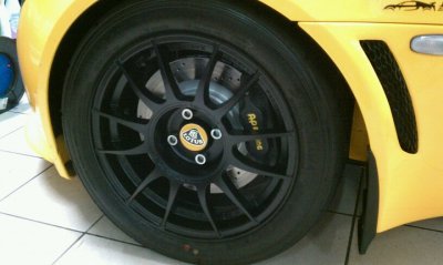 PB_Racing_Wheels.jpg