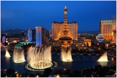 Bellagio Fountains Night 2