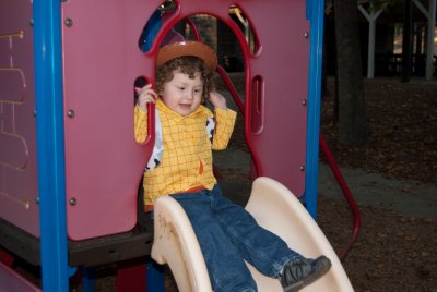 Aidan Sheriff Woody on Slide DSC_4193.JPG