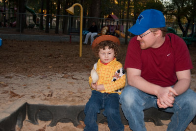 Aidan Sheriff Woody with his Dad DSC_4199.JPG