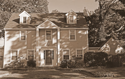 House in St Alban NY -BW sepia.jpg
