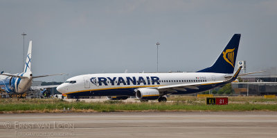 Ryanair Boeing 737-8AS