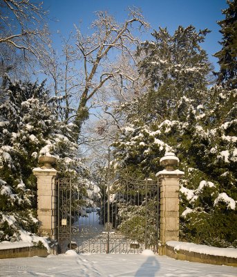 Entrance gate of Kasteel Kruisdonk