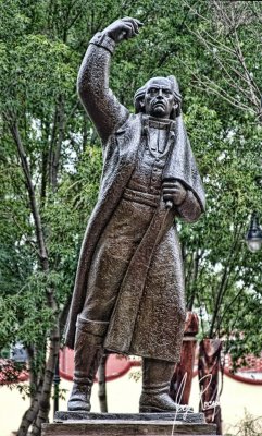 Miguel Hidalgo Statue