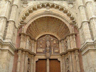 Palma - Cathedral door detail