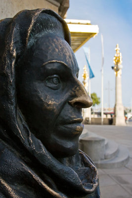 The statue of Margareta Krook