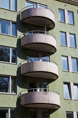 Round balconies