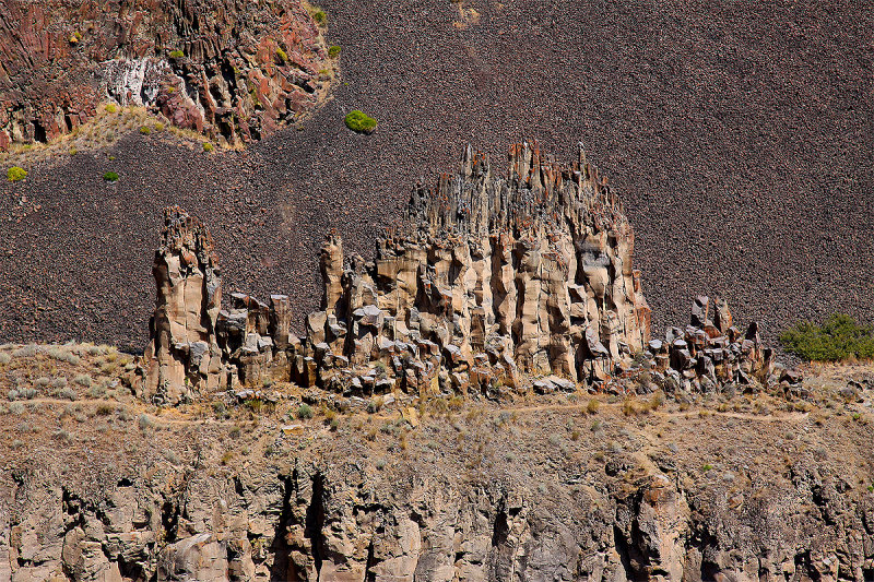 Pinnacles adjacent to the falls