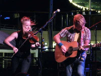 Jessie Burns, Steve Twigger of Gaelic Storm