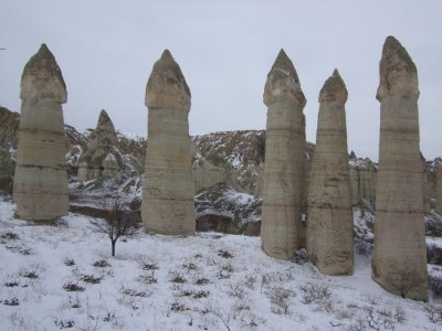 Goreme: Fairy Castle formations in Love Valley