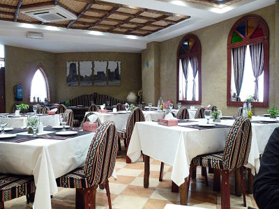 restaurant seating (1)