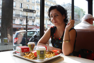 I am in a French restaurant