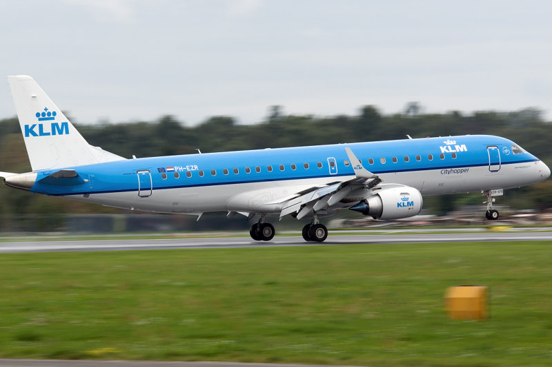 PH-EZR