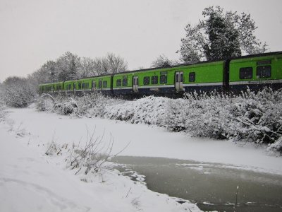 Train near Leixlip