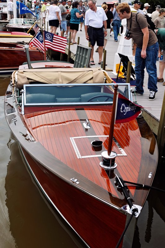 Chris Craft 1930 26 Runabout Three Wishes 01