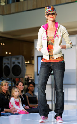 Galleria Spring Fashion 09
