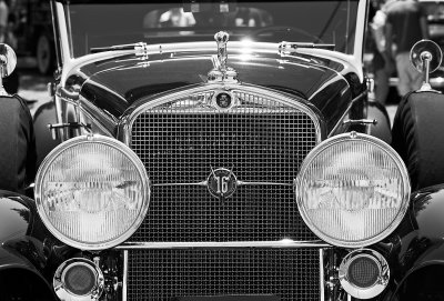 Cadillac 1930 V 16 01