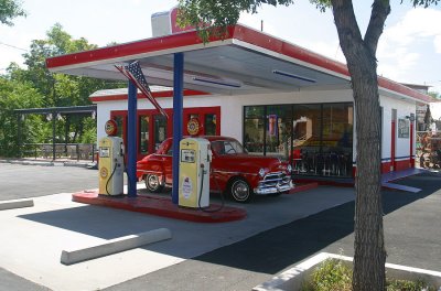 A Restored 1950-vintage Gas Station