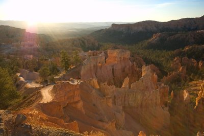 Bryce sunrise.jpg