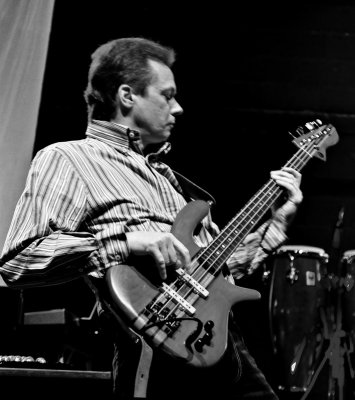 20081227-newtrix004aB&W.jpg